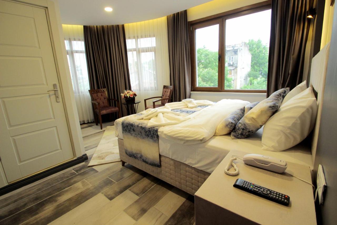 Guler Palas Hotel Istanboel Buitenkant foto