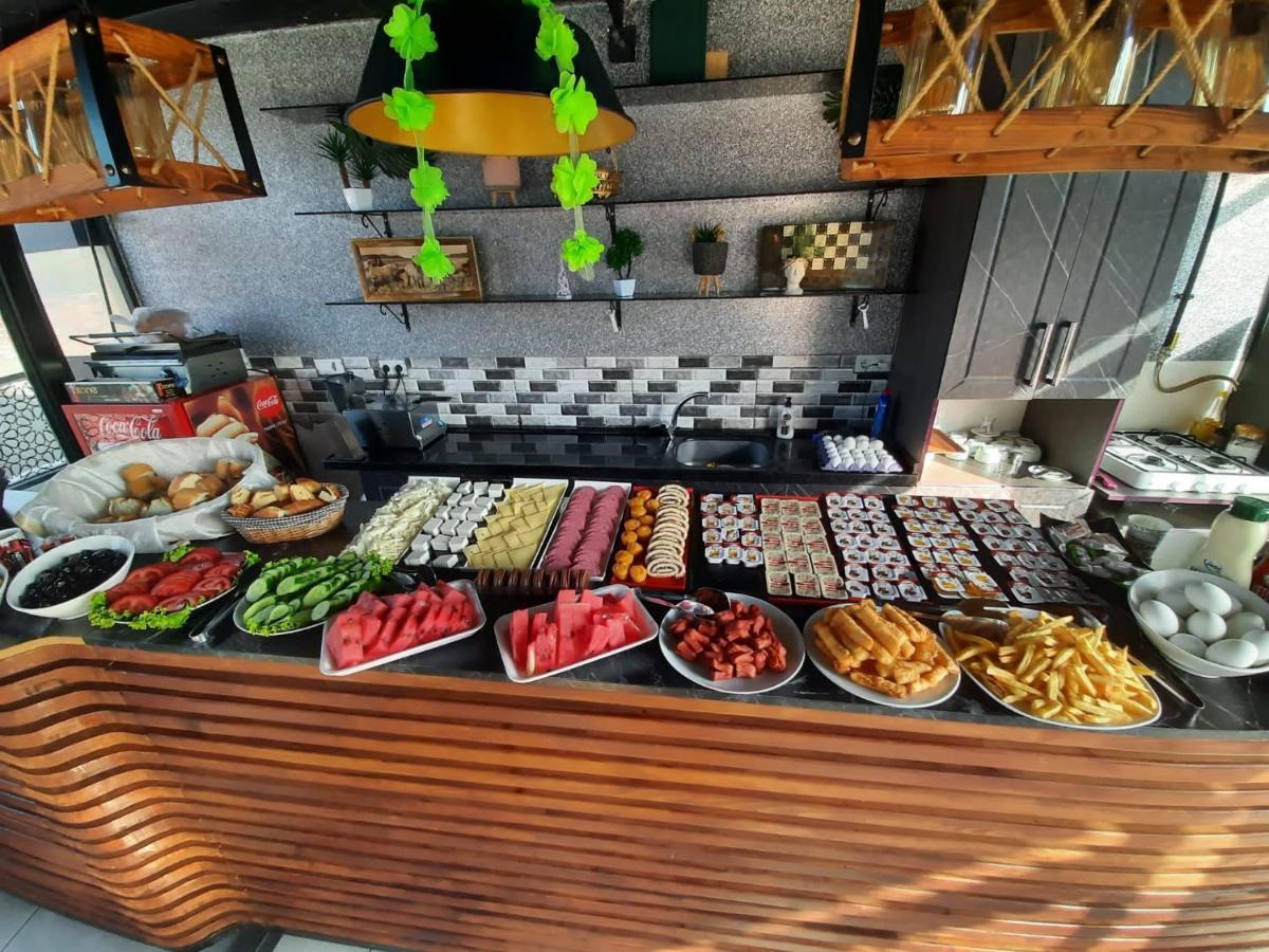 Guler Palas Hotel Istanboel Buitenkant foto