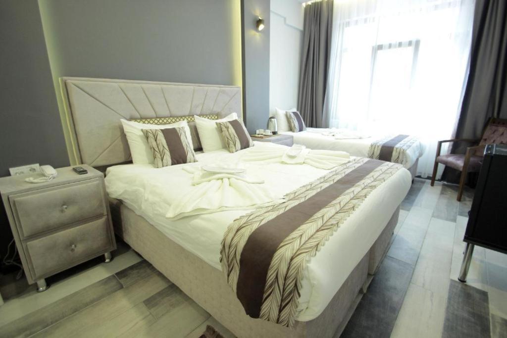 Guler Palas Hotel Istanboel Buitenkant foto